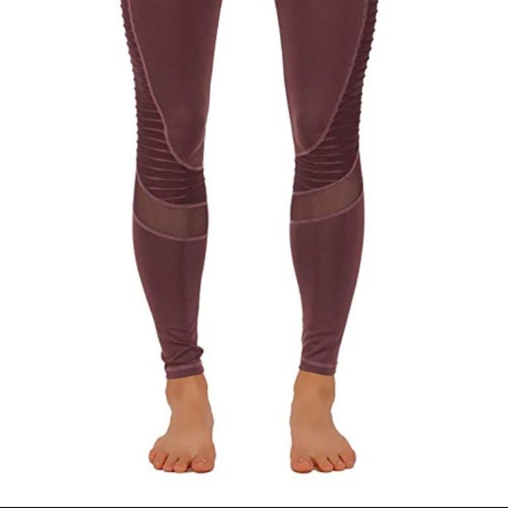 Dry-Fit Cut Out Mesh Panels Workout Leggings 647 - Picture 3 of 4